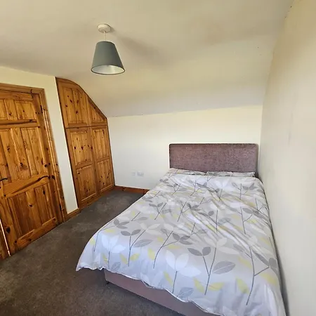 Ferienhaus Beacon View House 4-beds Sleeps 8 Parking *