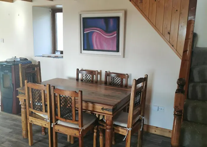Ferienhaus Beacon View House 4-beds Sleeps 8 Parking Church Cross